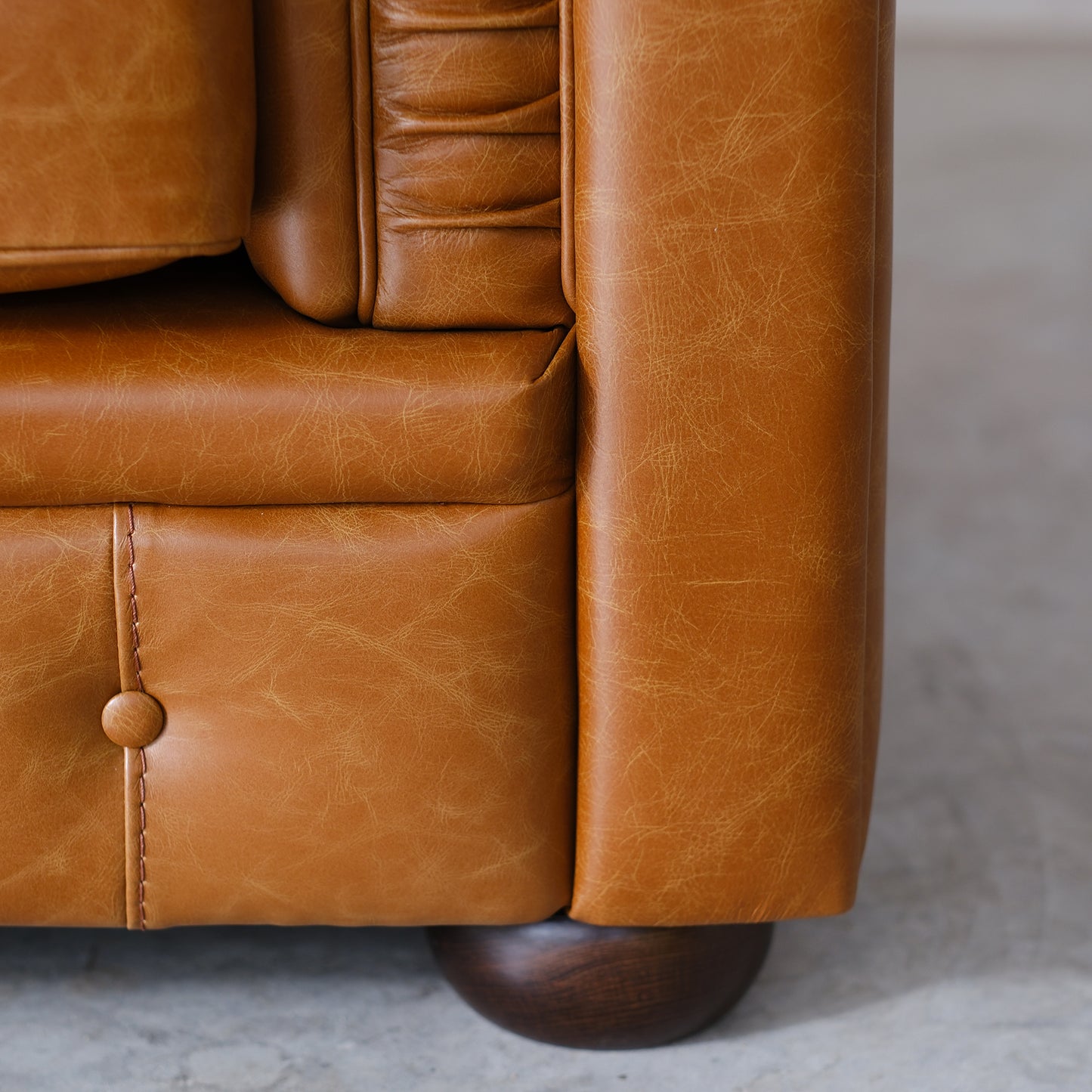 Canapé Chester en Cuir Fleur Cognac