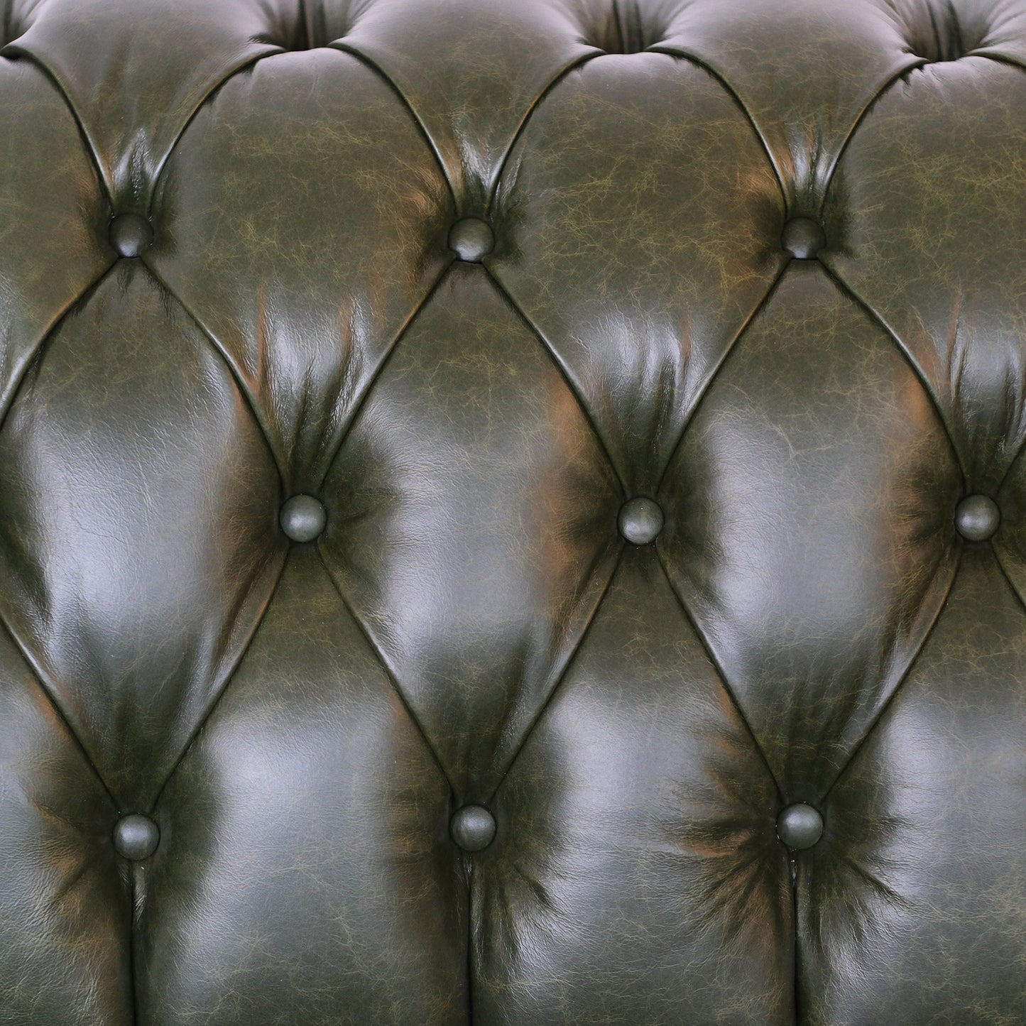 Canapé d'angle Chesterfield en cuir vert anglais première fleur avec clous antiques