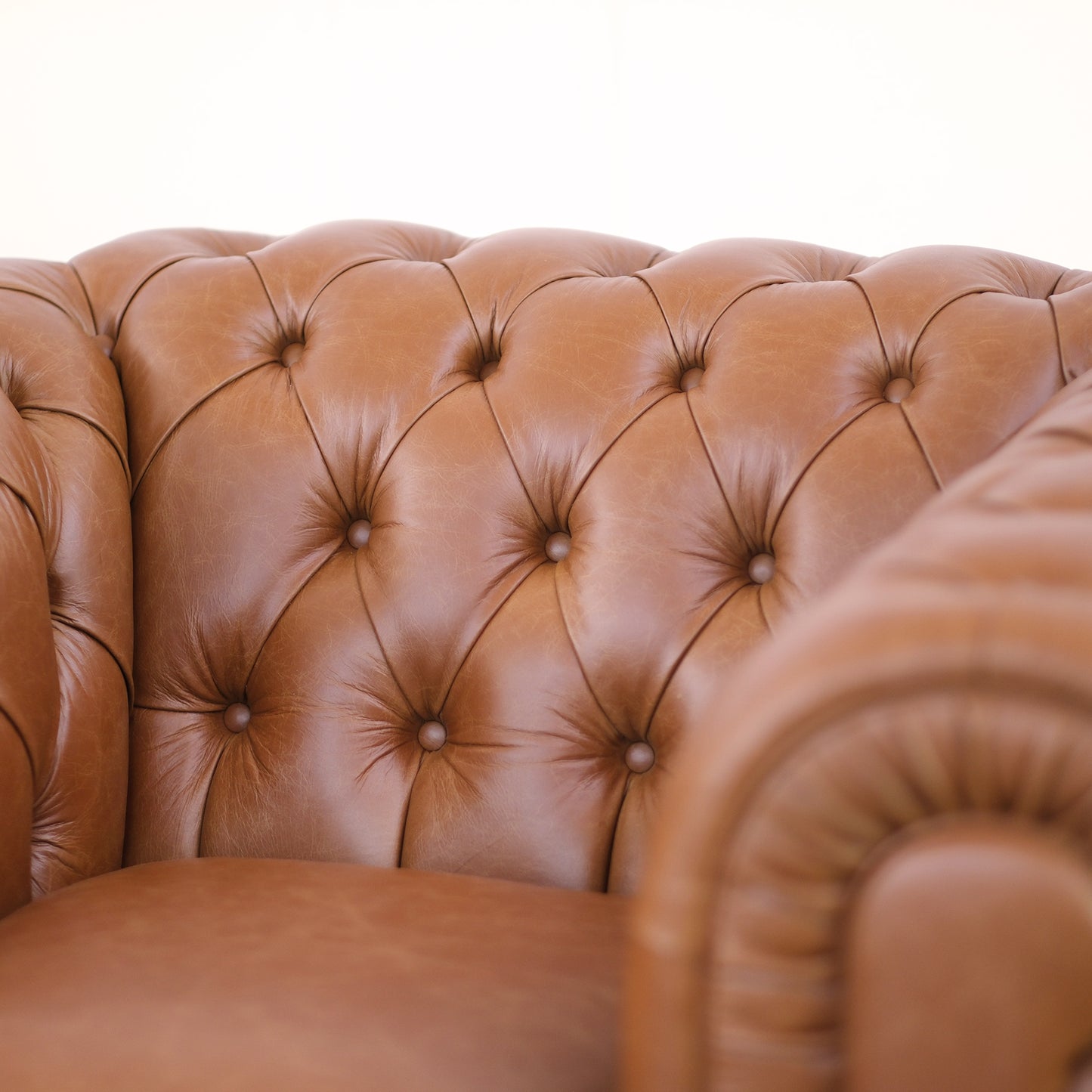 Fauteuil Chester en cuir pleine fleur cognac
