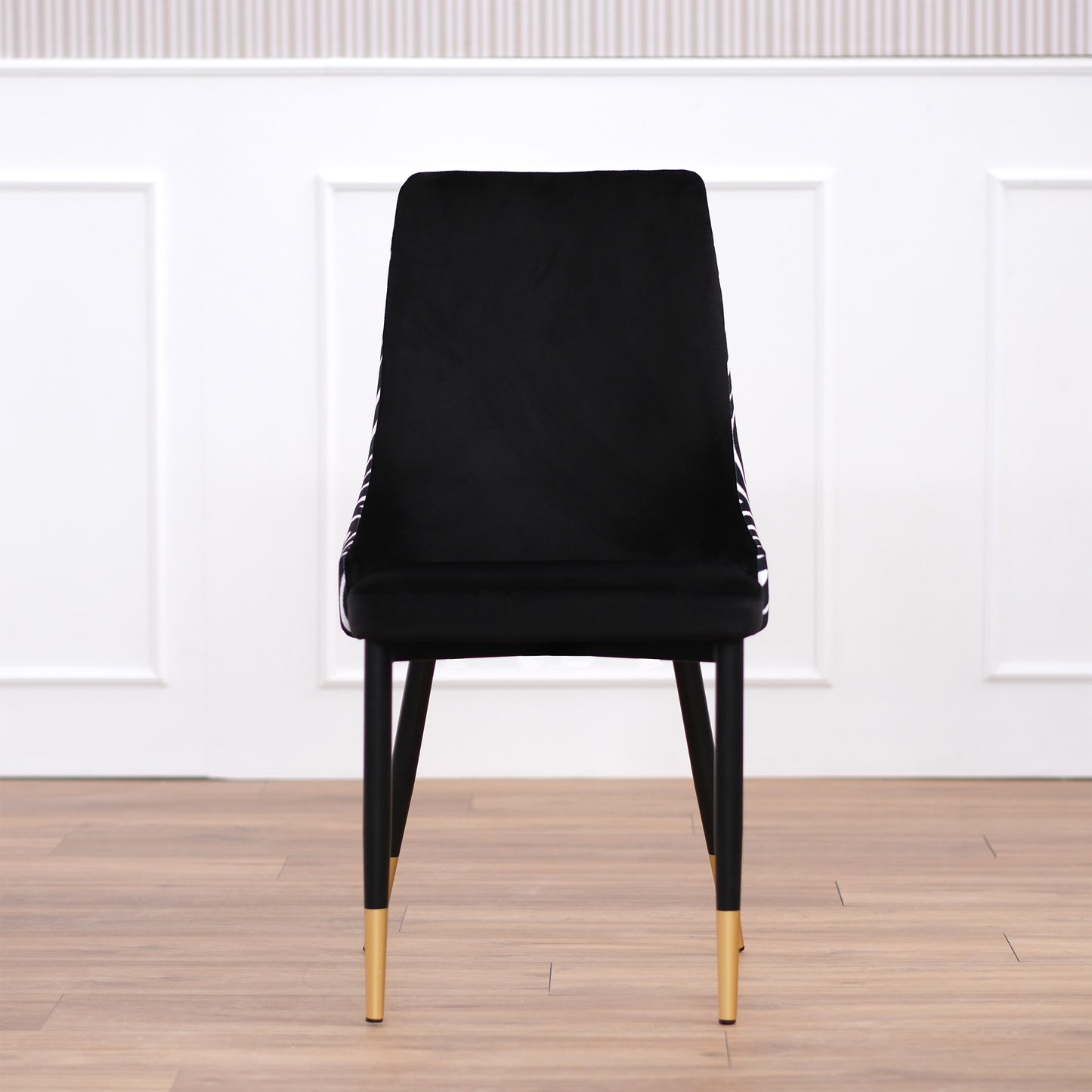 Set 2 sedie velluto nero con schienale zebrato gambe nere ottone - Luvi