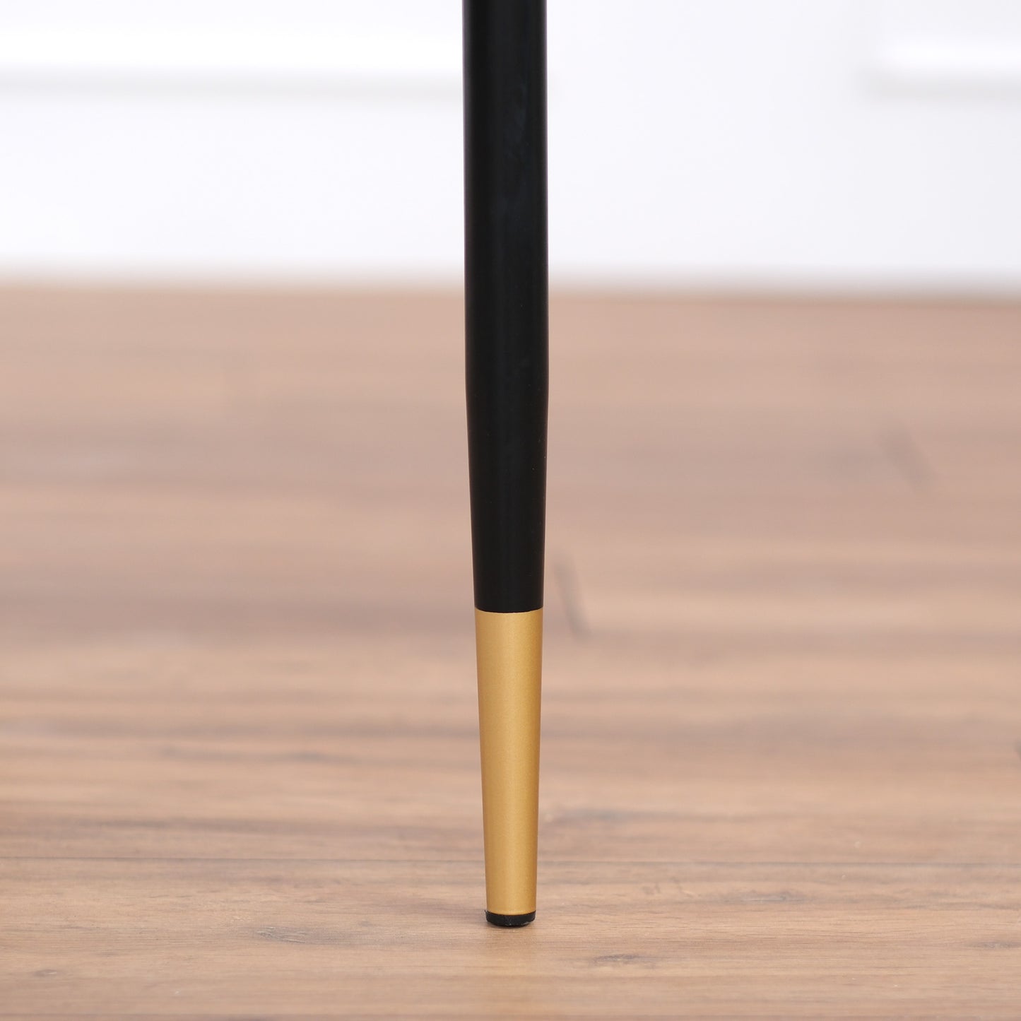 Set 2 sedie velluto nero con schienale zebrato gambe nere ottone - Luvi