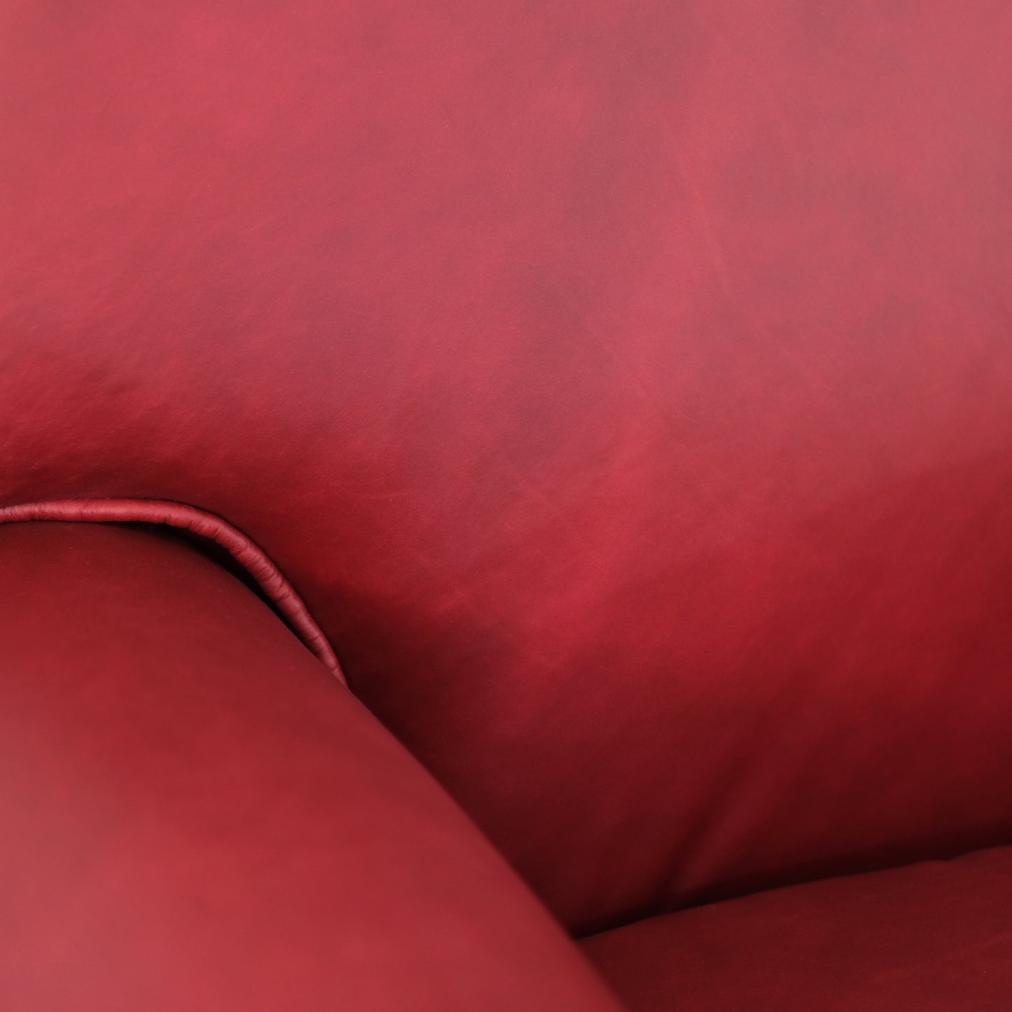 Poltrona pelle fiore pull up rosso ciliegia modello Luxury