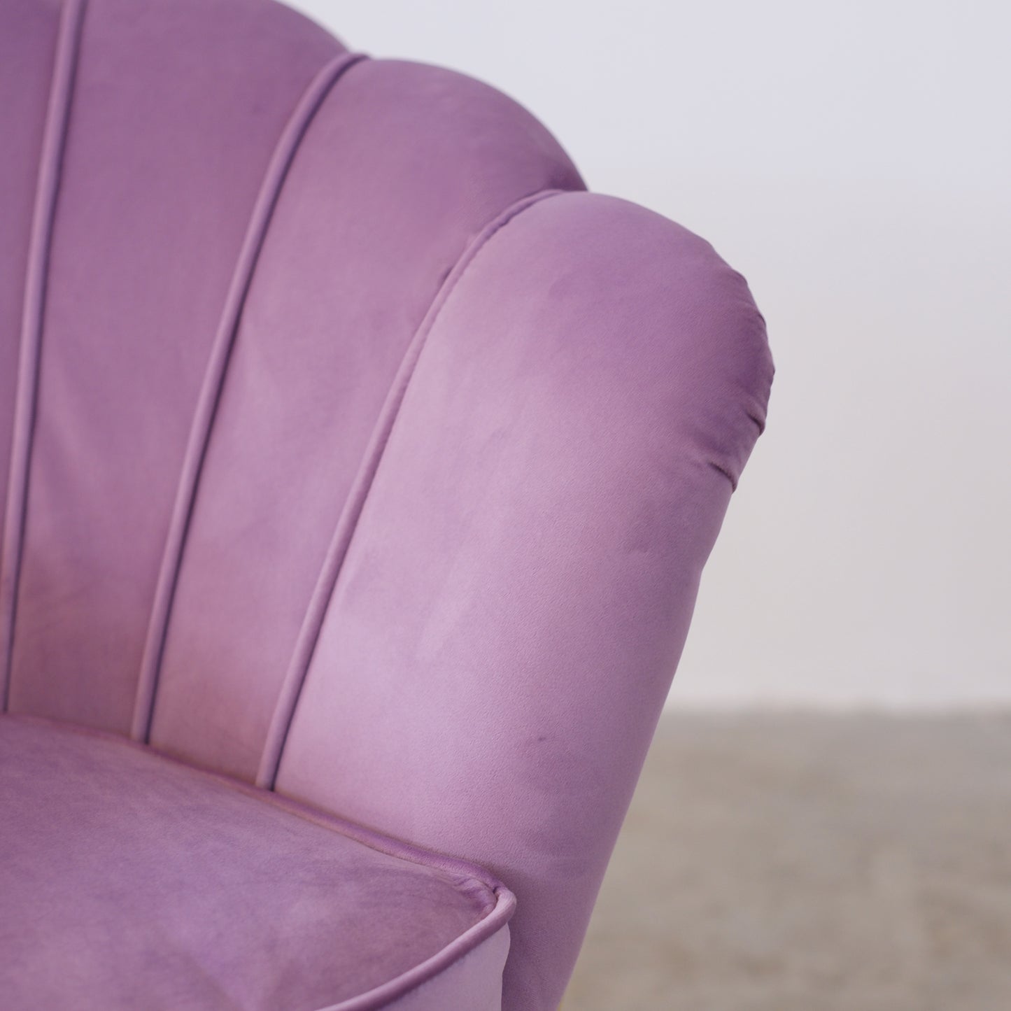Fauteuil Maia en Velours Lilas, Uni ou avec Dossier en Microfibre à Motifs Multicolores, Pieds Dorés