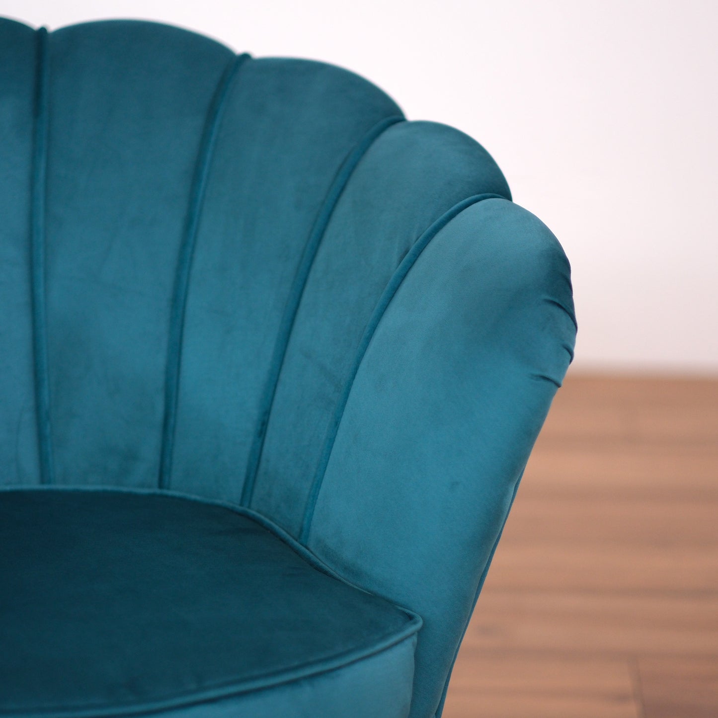 Fauteuil Maia en Velours Pétrole, Uni ou avec dossier en Tissu Pied de Poule assorti, Pieds Dorés