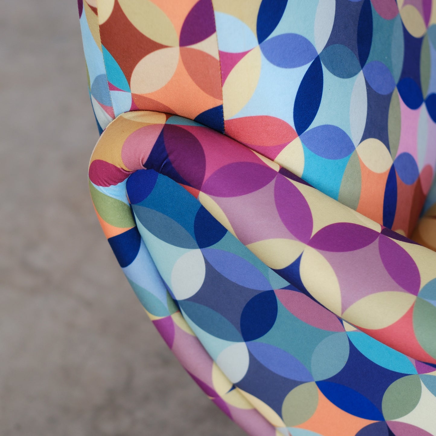 Poltrona Miss tessuto multicolor