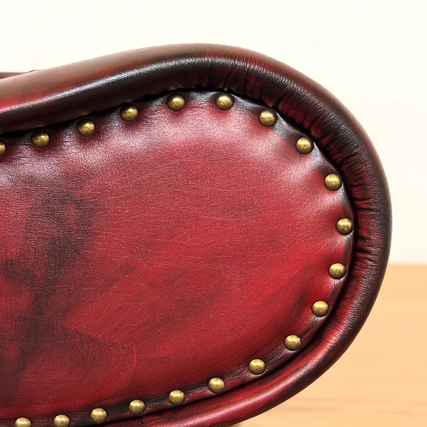 Miss Sessel aus hochwertigem Vollnarbenleder – ikonisches Design der 1950er Jahre