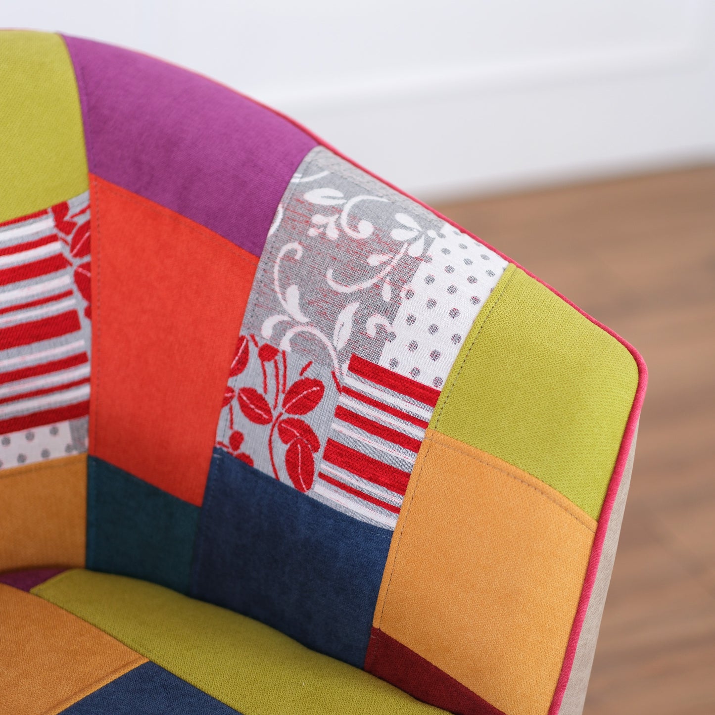 Fauteuil baignoire Valentina en tissu patchwork beige