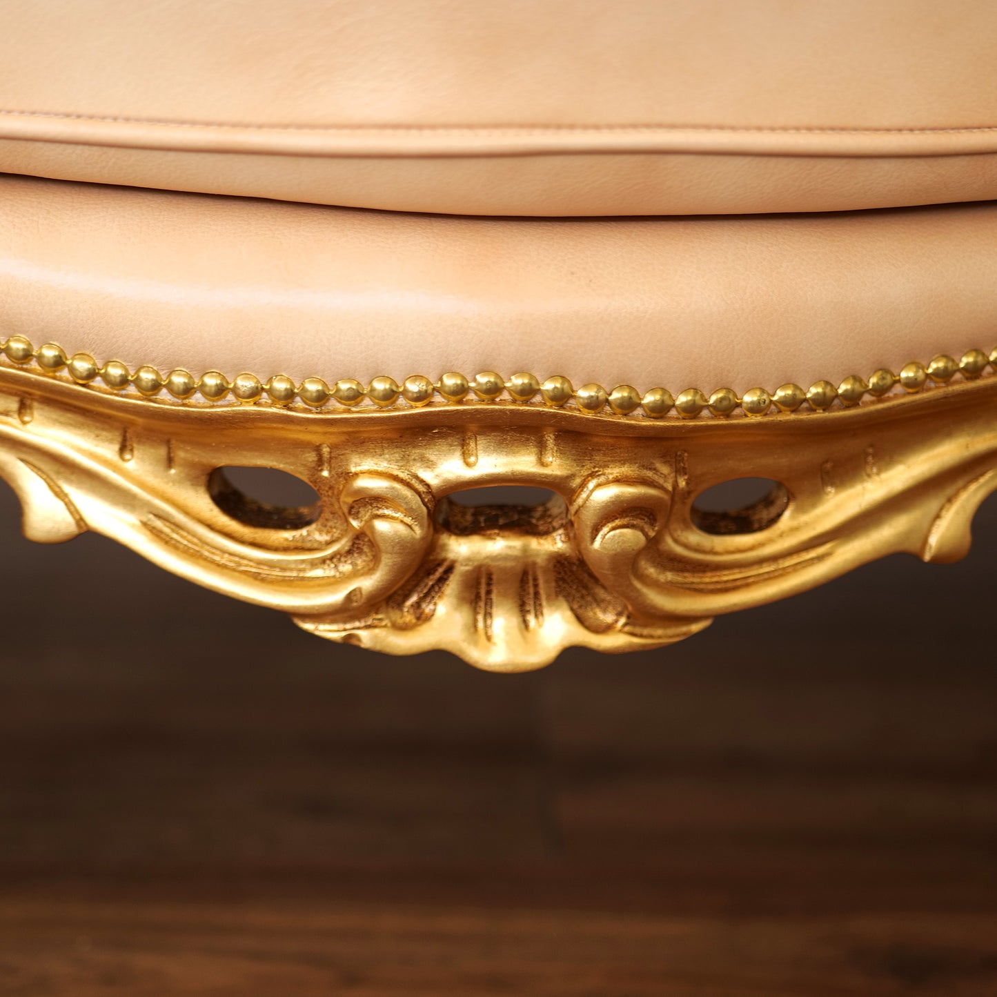 Barock Sessel Caterina - Blattgold, Stoff und Samt – Italienisches Luxushandwerk