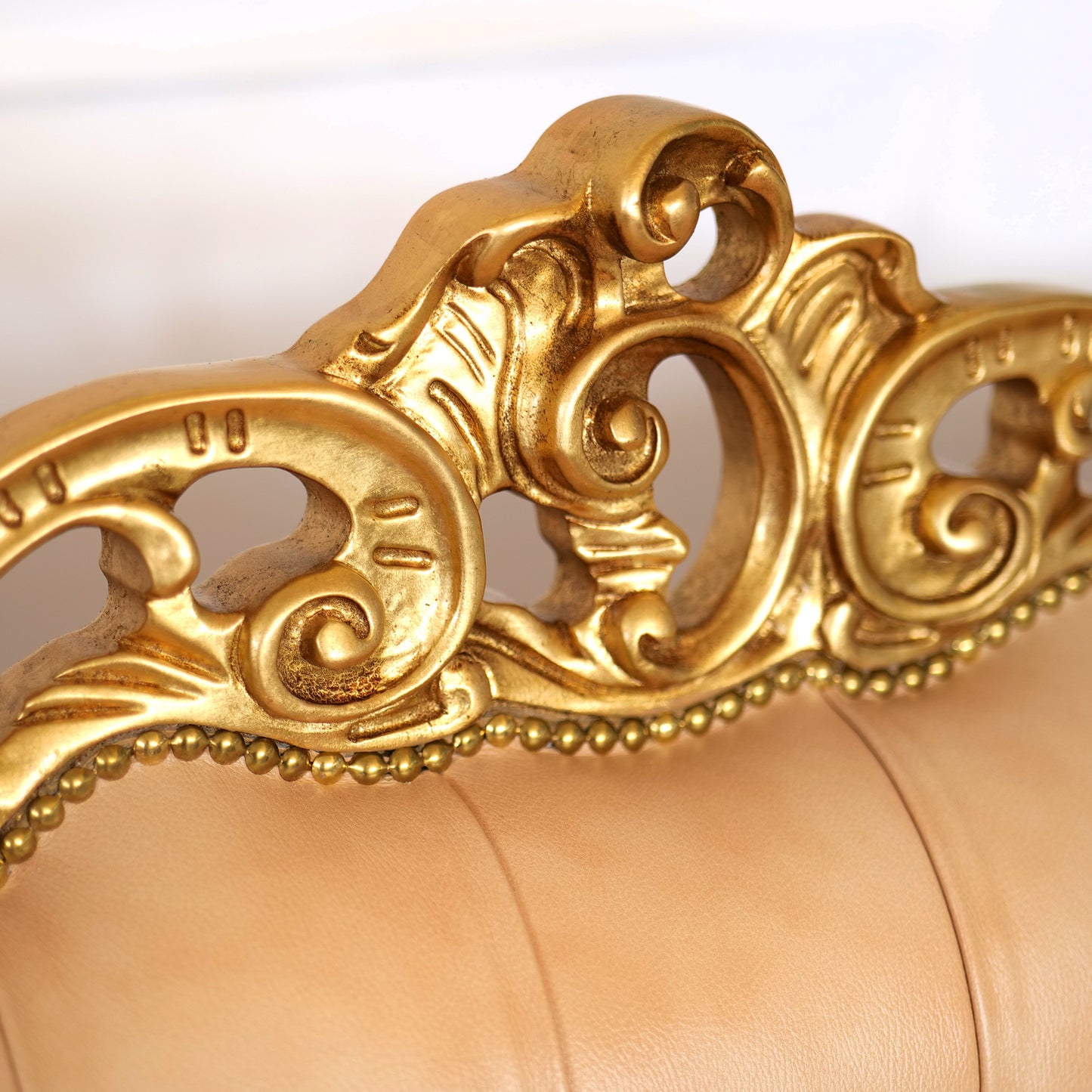Barock Sessel Caterina - Blattgold, Stoff und Samt – Italienisches Luxushandwerk