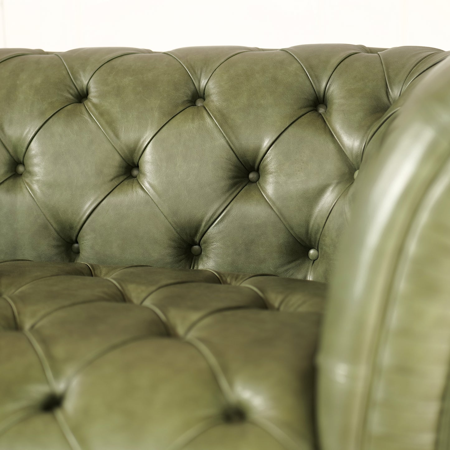 Divano Chesterfield Cosmo Pelle Primo Fiore Premium - Design Iconico