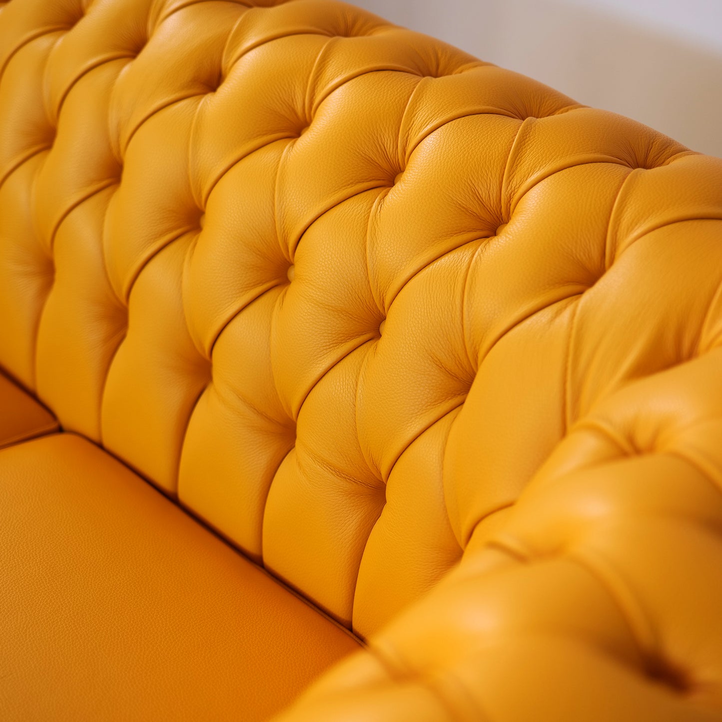 Divano Chesterfield Gabbiano in Pelle Primo Fiore Premium – Iconico, Finiture di Pregio