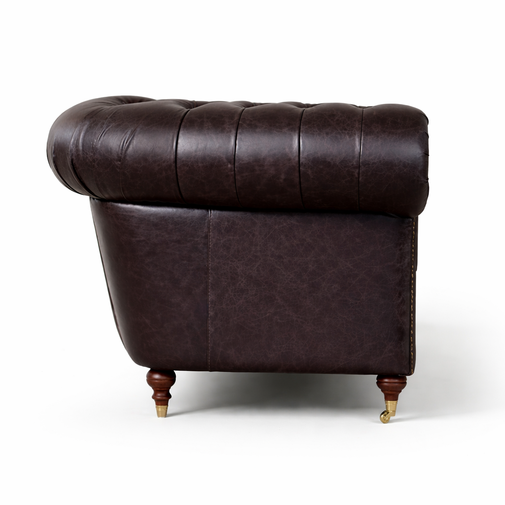 Divano Imperium Chesterfield in Pelle Primo Fiore Premium – Iconico, Finiture di Pregio