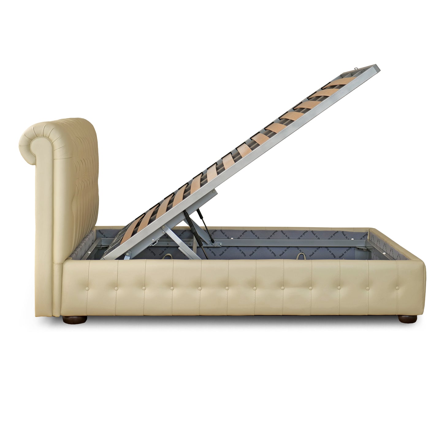 Letto Chesterfield Armonia Pelle Primo Fiore Premium - Design Iconico e Funzionale