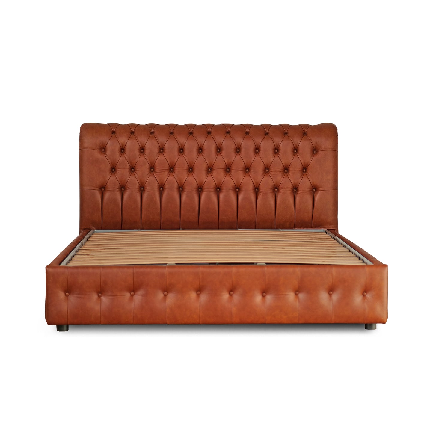 Letto Chesterfield Armonia Pelle Primo Fiore Premium - Design Iconico e Funzionale
