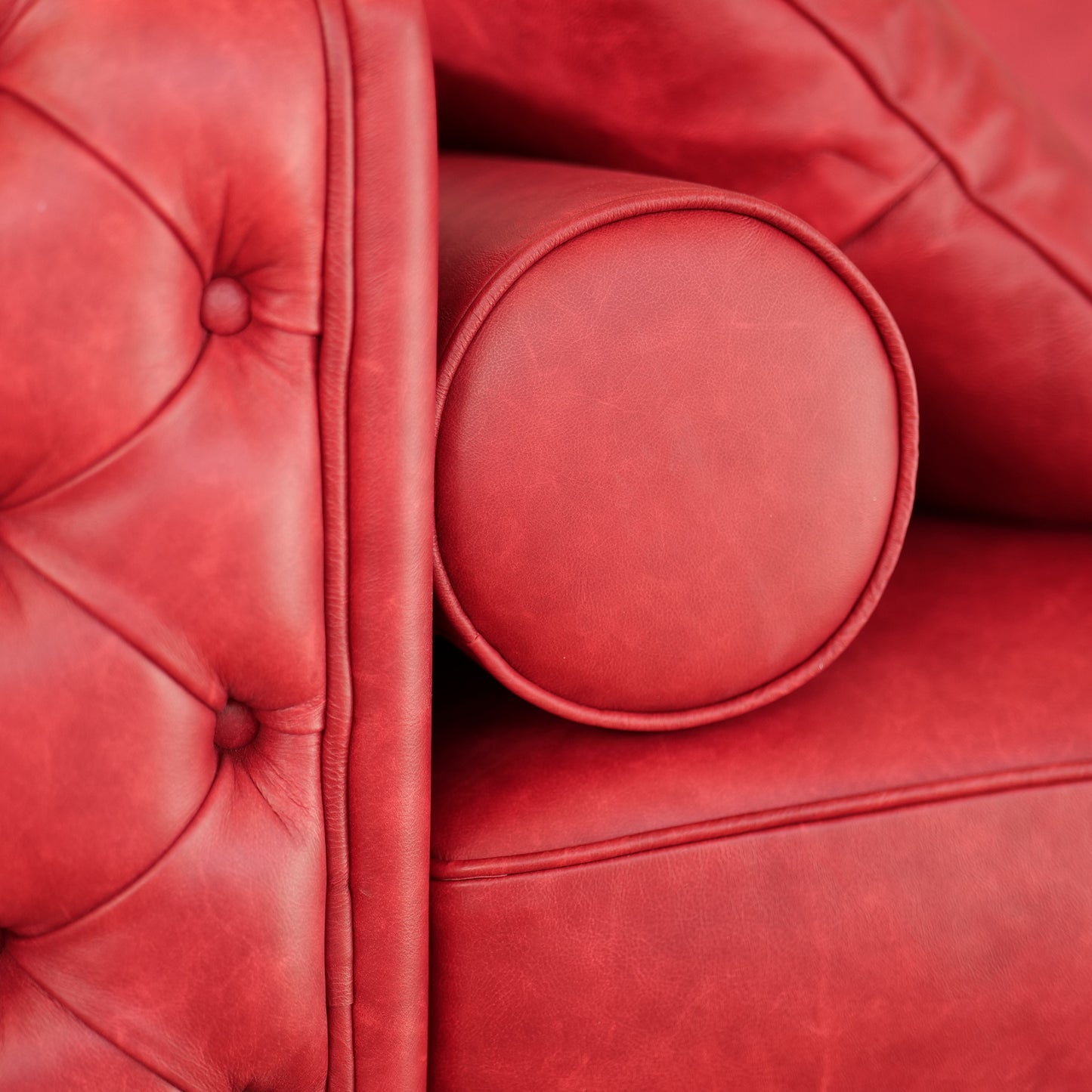 Divano Dimora Chesterfield Pelle Primo Fiore Premium - Design Classico